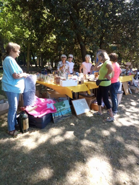 gallerie 1997-2017 brocante de l’houmeau en faveur de nos actions bénéfices 200 euros.e